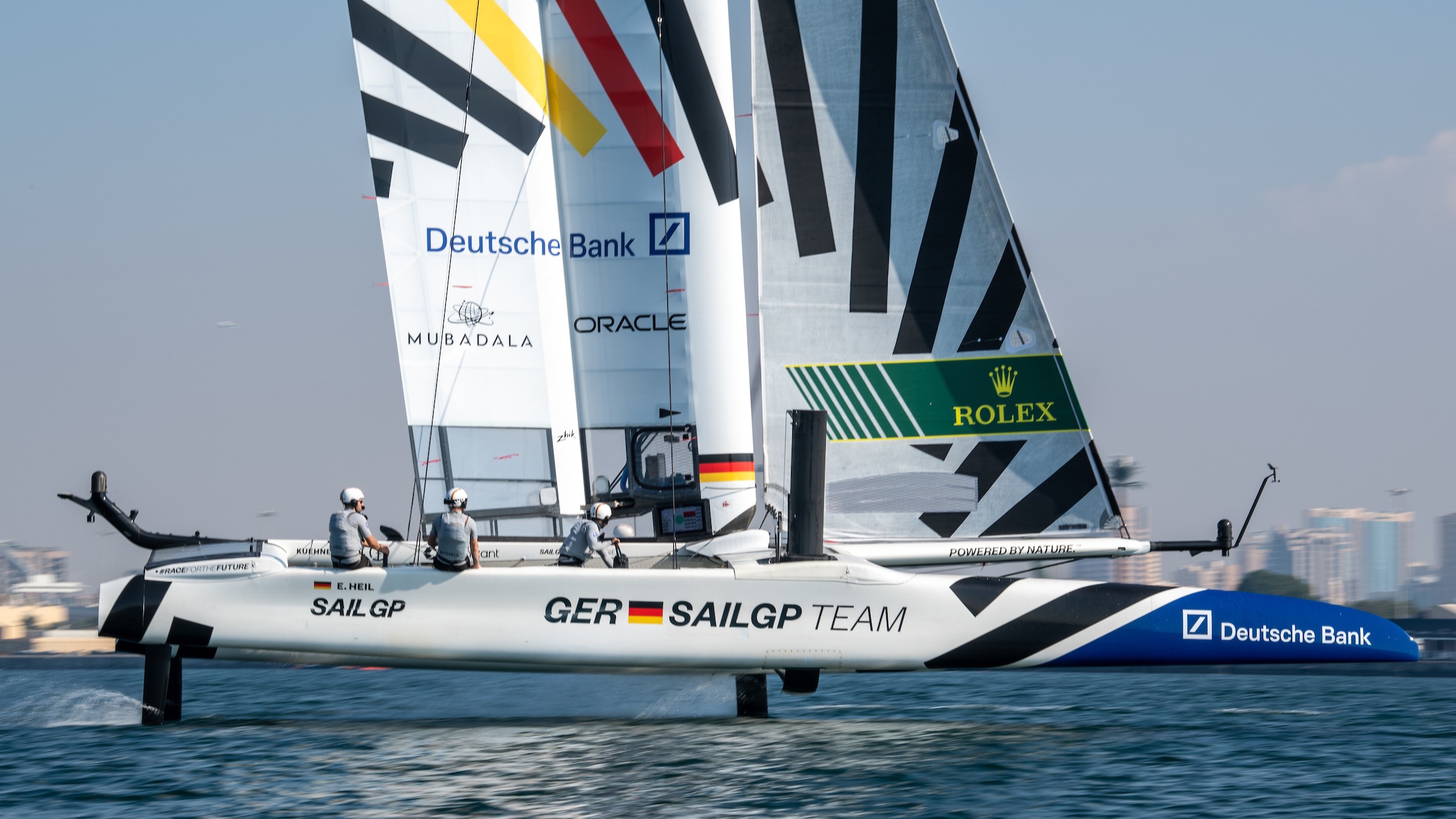 RP1 8428 4 // Germany F50 hits the water in Dubai ahead of racing 