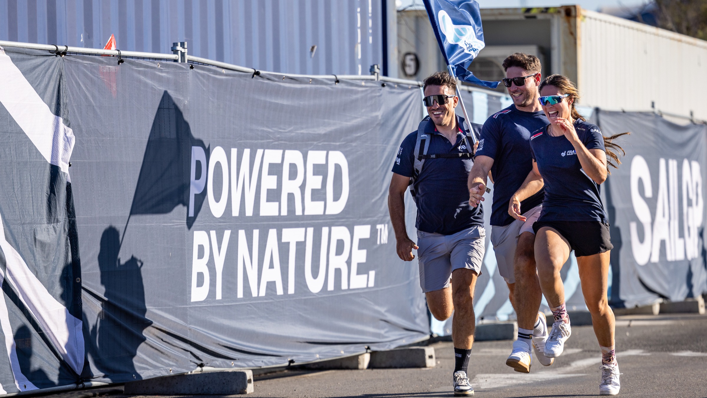 Season 4 // Quentin Delapierre and the French team arrive in Saint Tropez