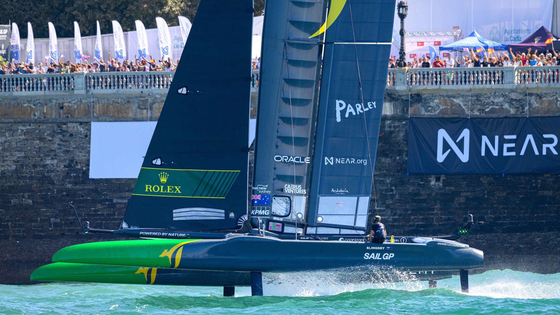 Australia sits top of podium tied on points with France after first day of racing on Bay of Cádiz