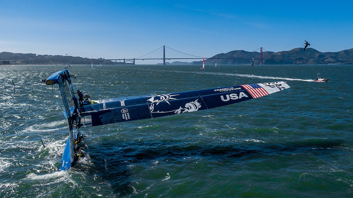 Season 2 // San Francisco Grand Final // United States capsize in practice