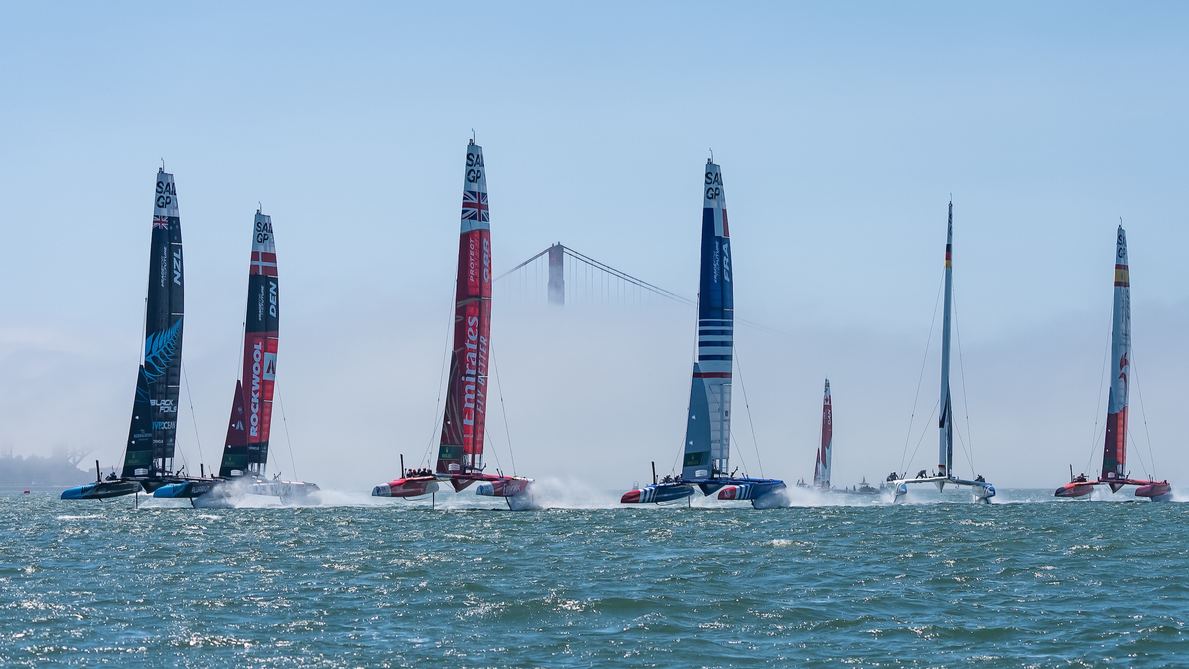 Season 4 // Fleet underway on first day of racing in San Francisco 