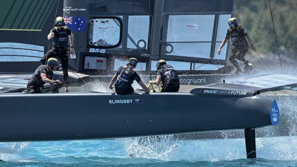 Tom Slingsby beats ‘the GOAT’ Ben Ainslie and newcomers Canada in Bermuda Sail Grand Prix