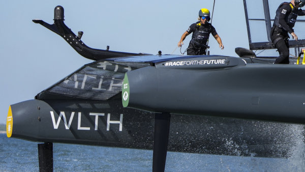 Australian digital lending and payments provider WLTH signs competition-first partnership with the Australia SailGP Team