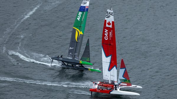  ‘Technical malfunction’ behind Australia’s Halifax capsize; Slingsby reacts