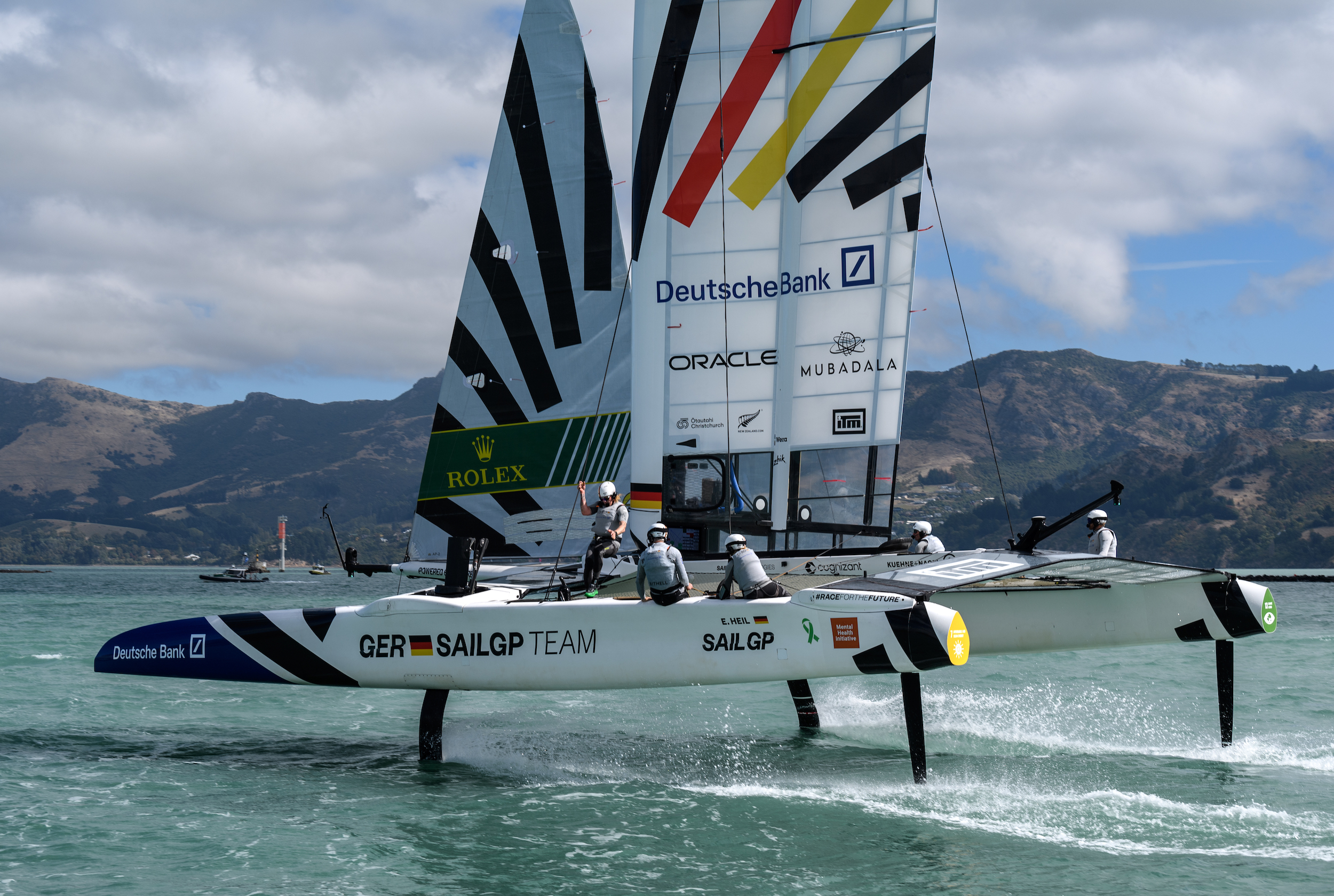 Season 4 // Germany underway on second day of racing in Christchurch 