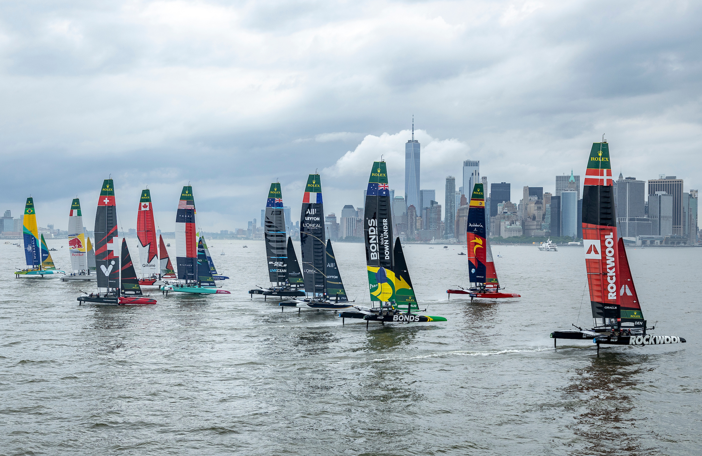 Spain overcomes storm clouds, topping the standings after Day 1 of Mubadala  New York Sail Grand Prix