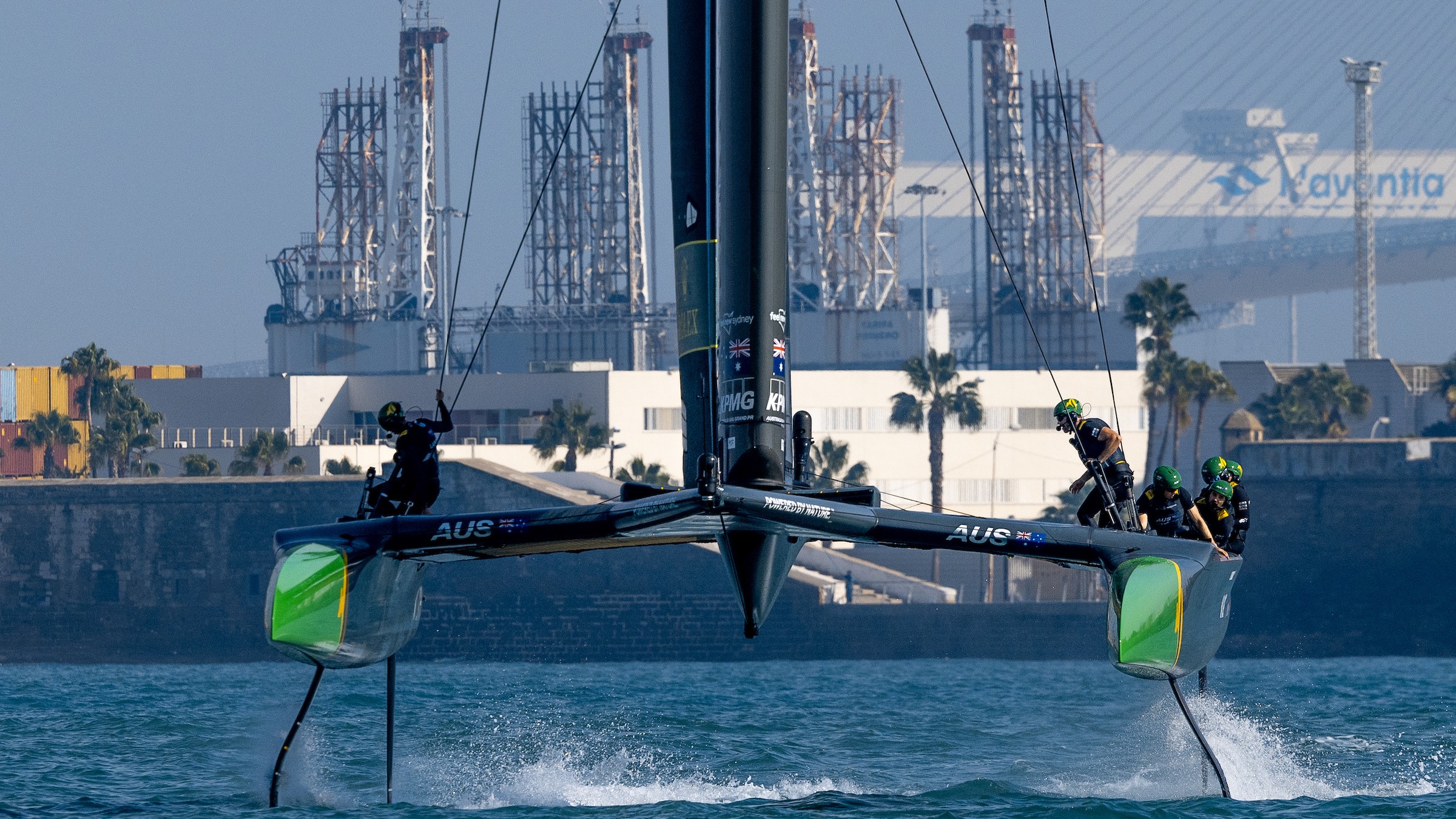 Season 4 // Head on view of Australia during Cadiz practice racing in Spain