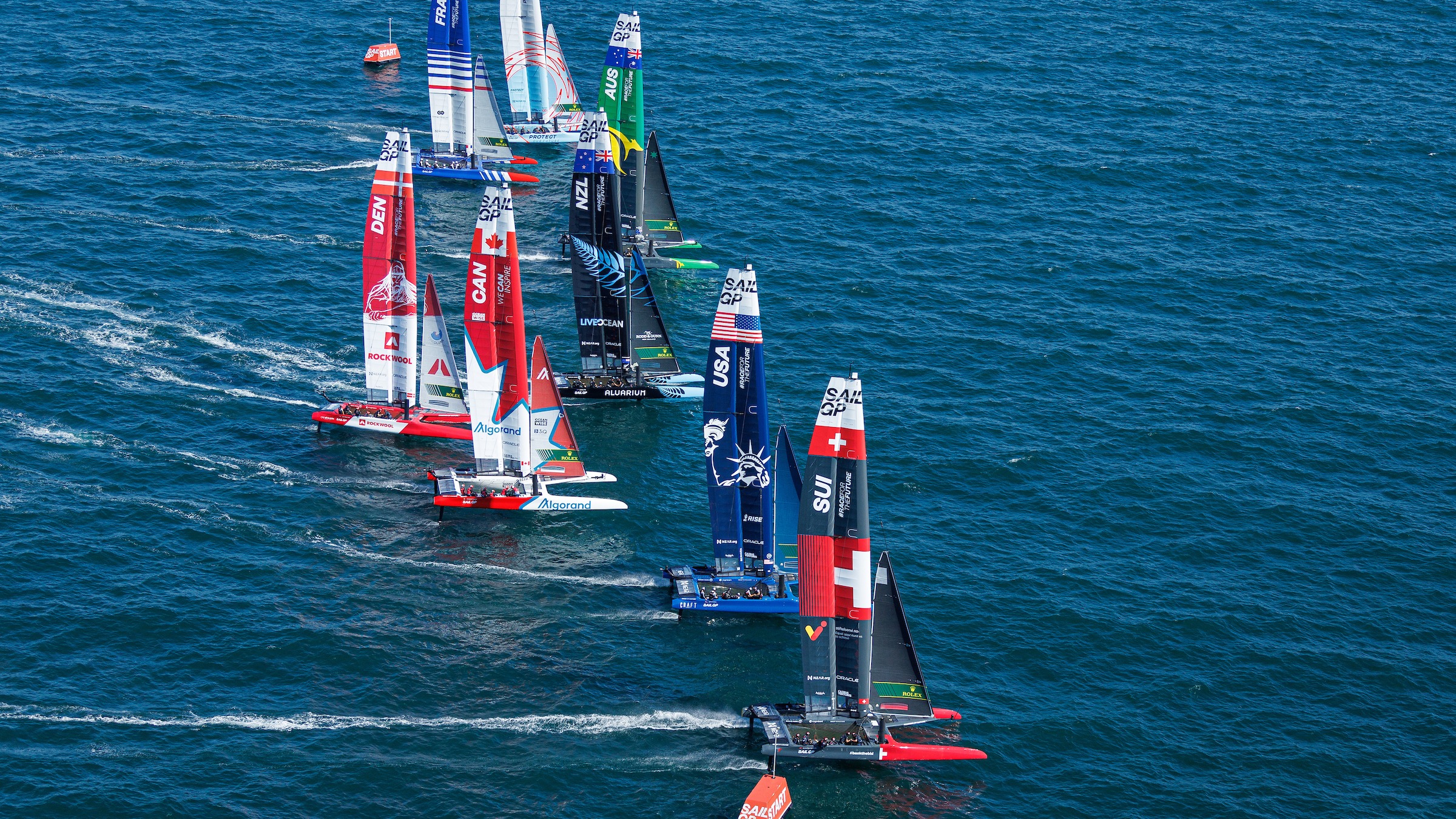 Season 3 // Dubai Sail Grand Prix // F50 fleet crosses the start line 