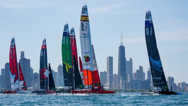 SailGP's biggest stories this week, from fans picking their top teams in Chicago to Jimmy Spithill's racing debrief