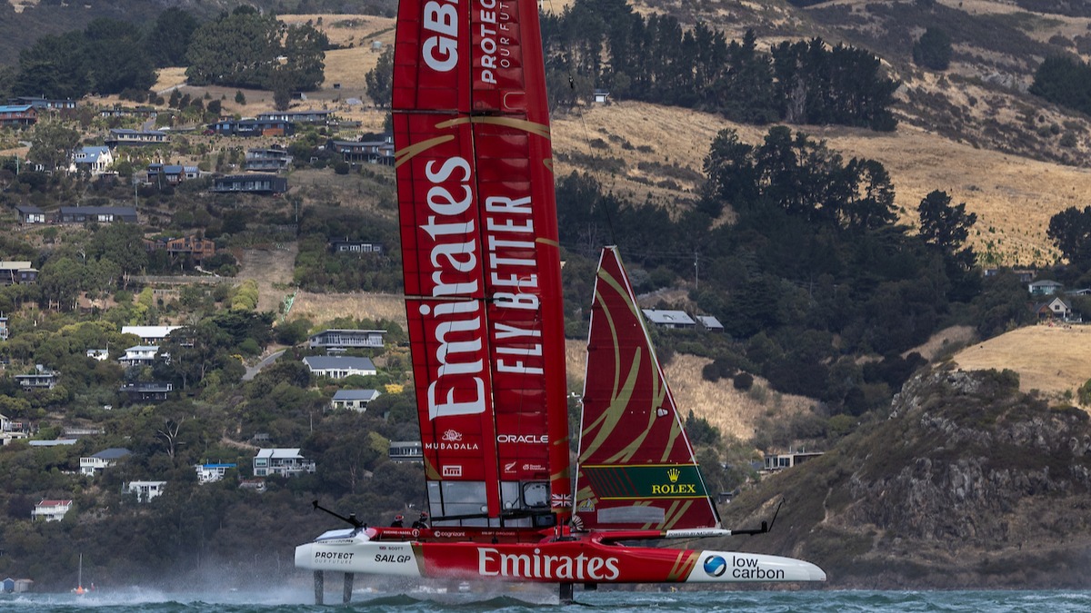 Season 4 // Emirates GBR underway on Christchurch practice day