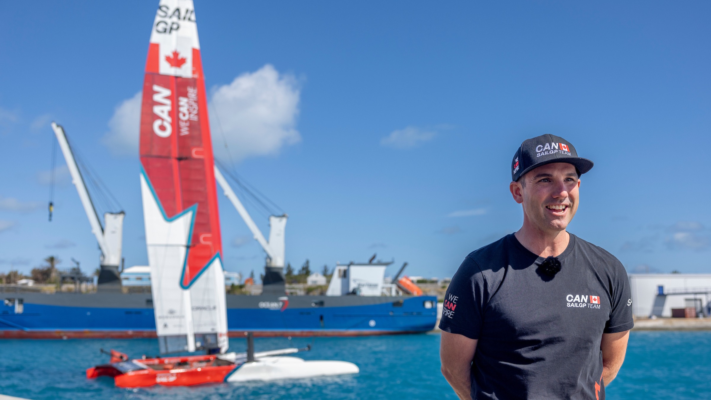 Season 4 // Phil Robertson with Canada F50 in Bermuda