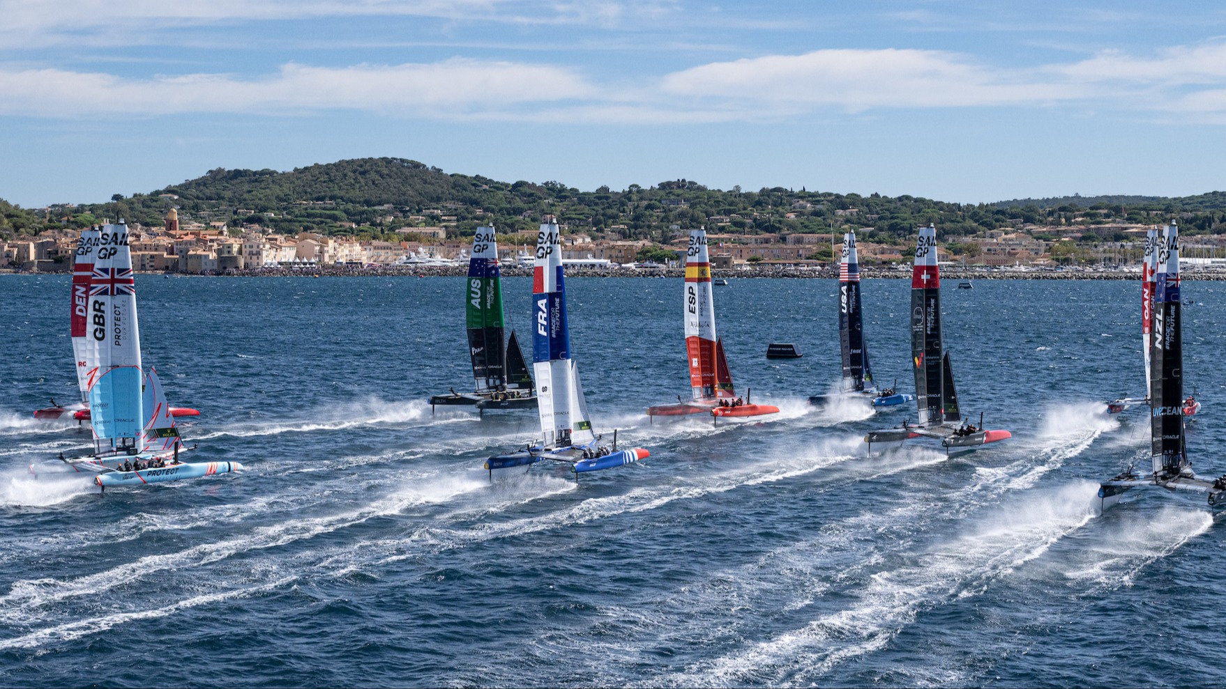 Season 3 // Fleet race towards Saint Tropez shoreline at France Sail Grand Prix 