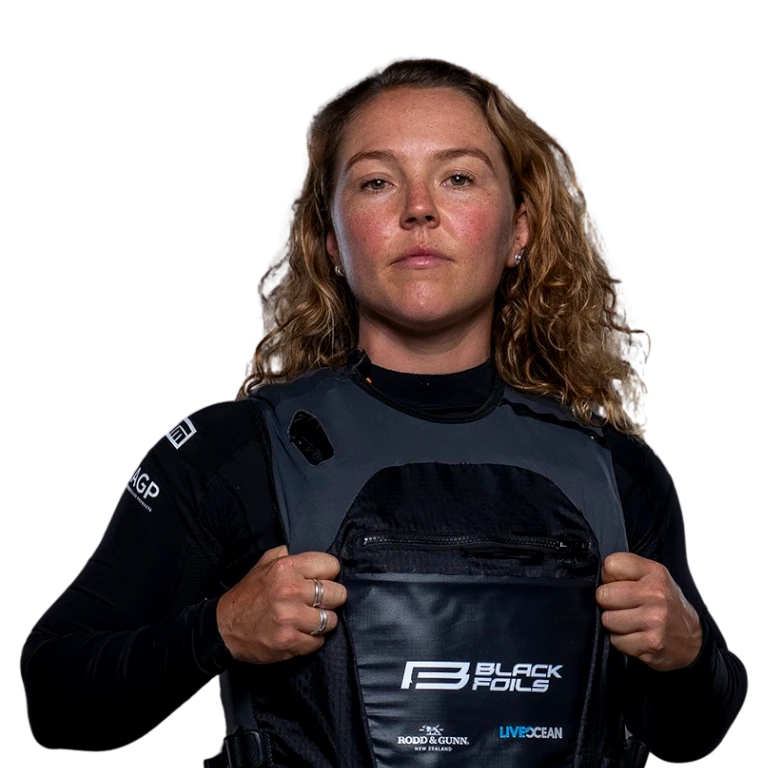 Liv Mackay - Headshot (2026)