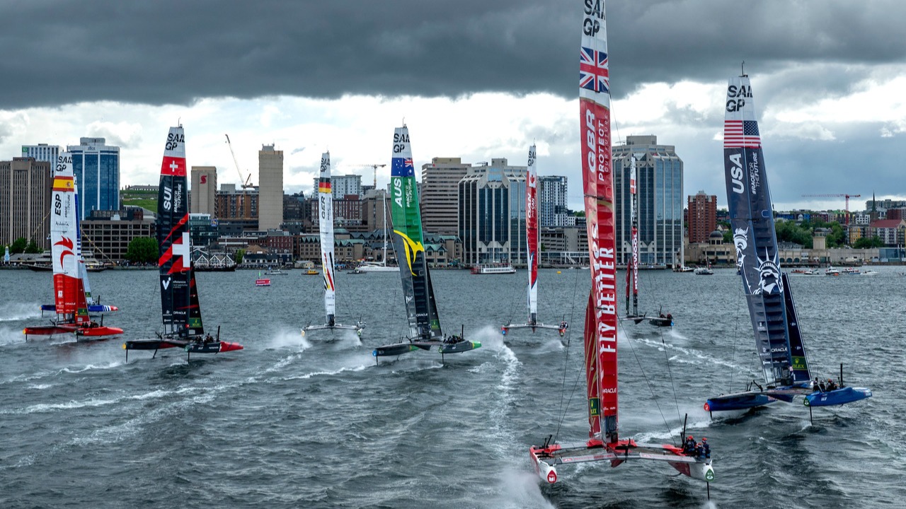 Season 4 // Fleet underway on first day of racing in Halifax