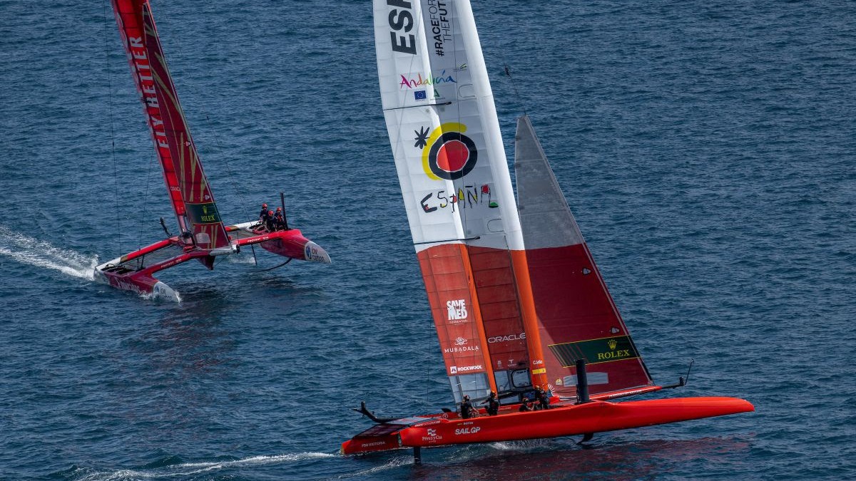 Season 4 // Spain and Emirates GBR on day two of racing in Taranto 