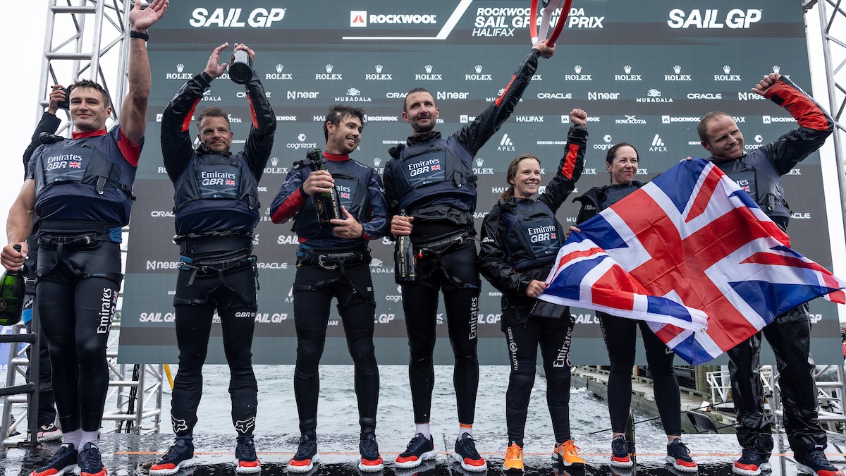 Season 4 // Emirates GBR celebrate in Halifax