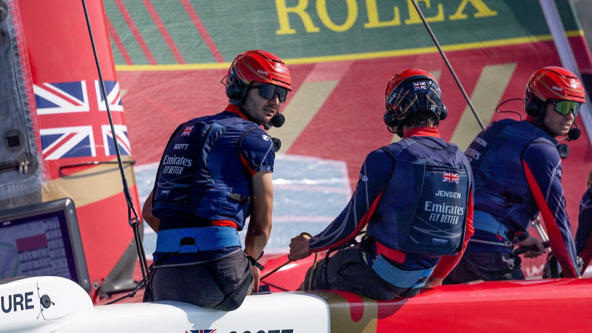 Season 4 // Close up of Emirates GBR on race day 1 in Abu Dhabi