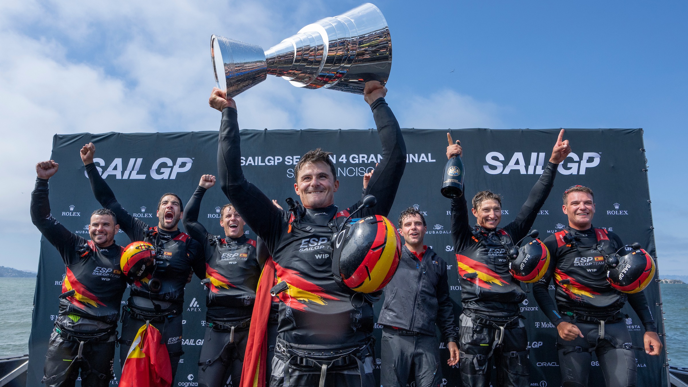 Season 4 // Diego Botin and Spain celebrate winning Season 4 in San Francisco 