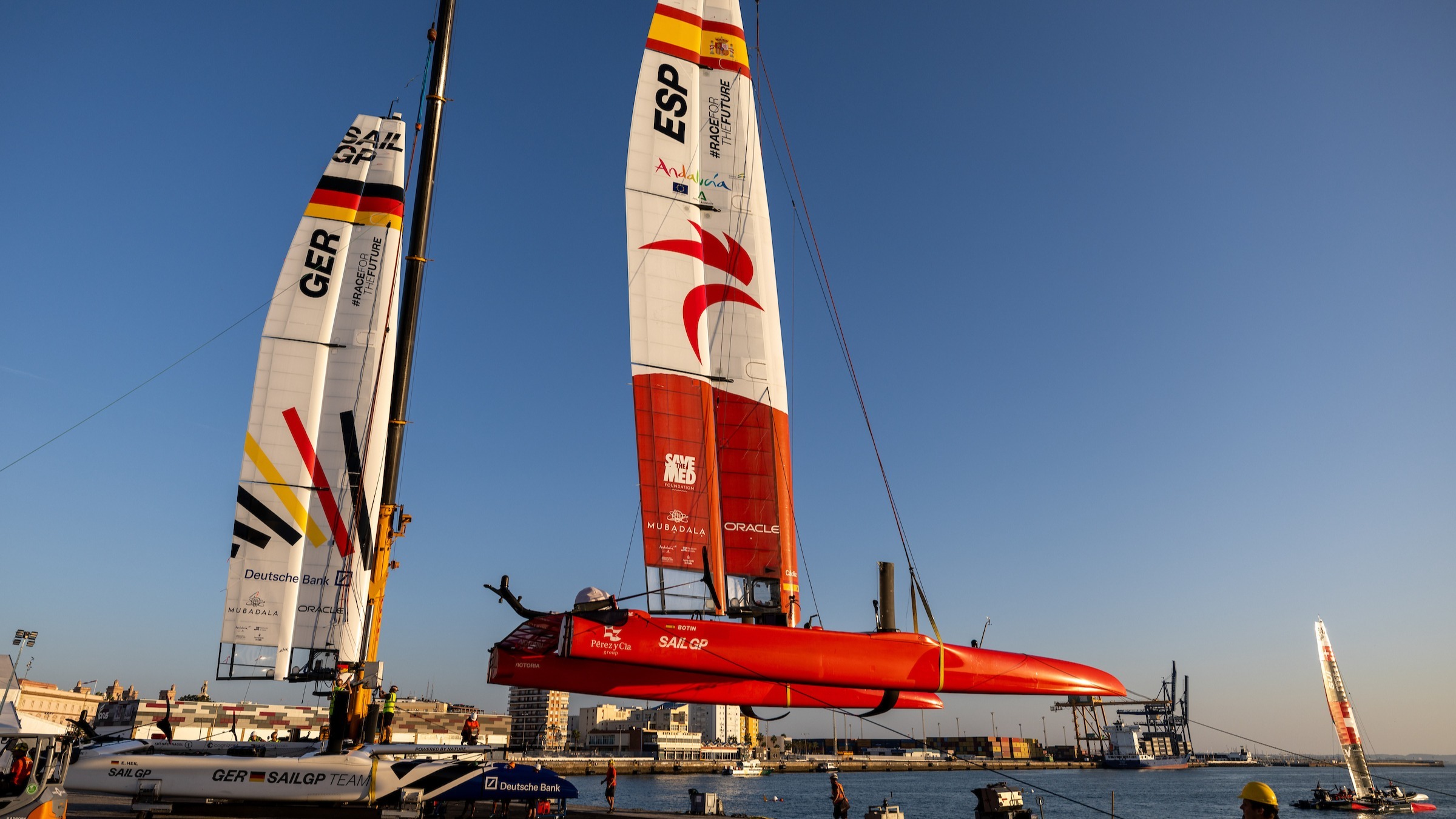 Season 4 // Germany and Spain F50s craned into the water in Cadiz