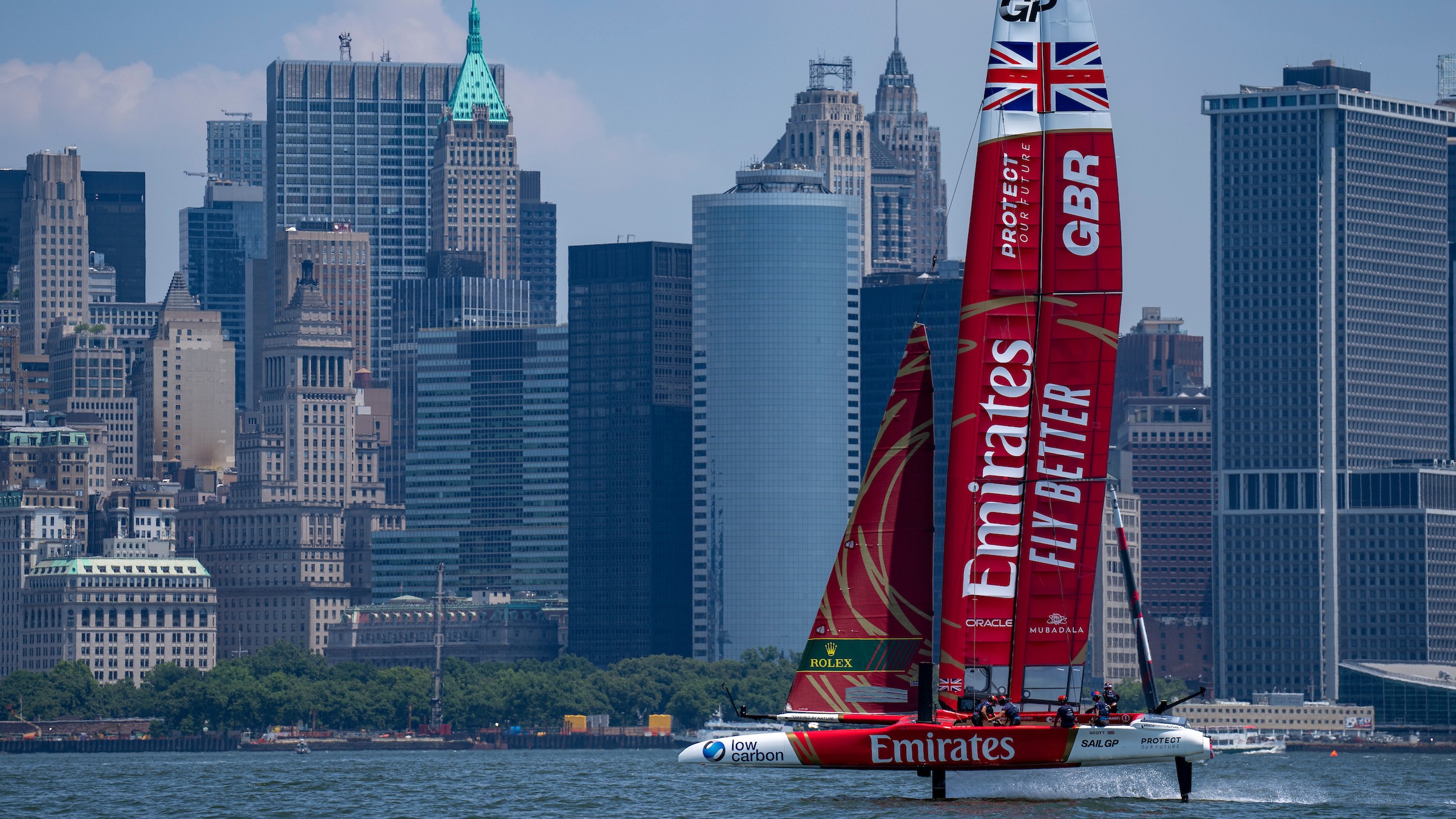 Season 4 // Emirates GBR against the New York city backdrop 