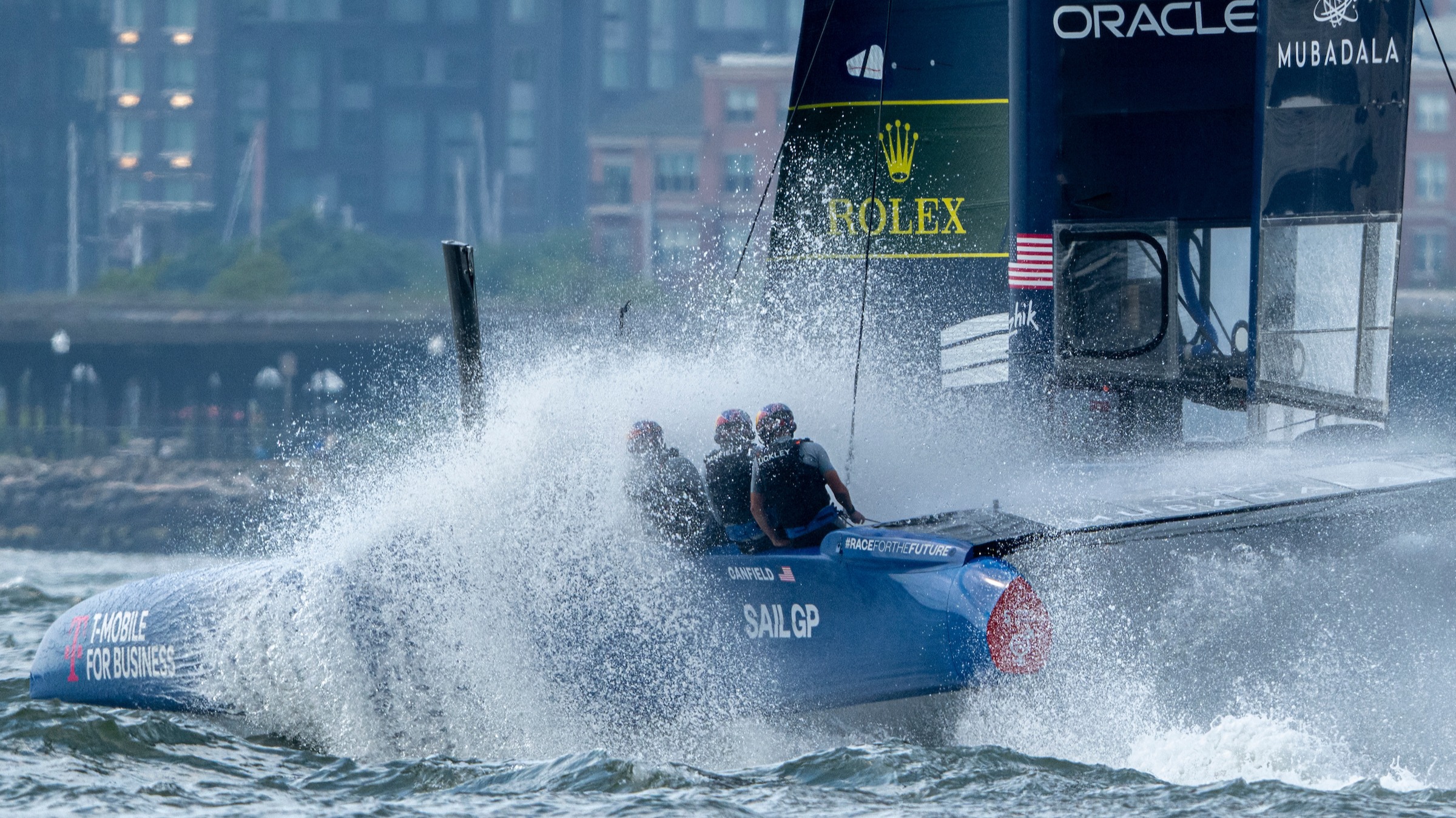 Season 4 // USA crash down on first day of racing in New York 