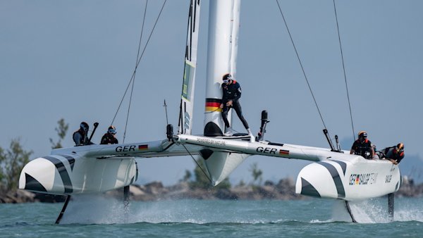 “They’ve really delivered” – Germany lauded as ‘boat of the day’ on Chicago debut