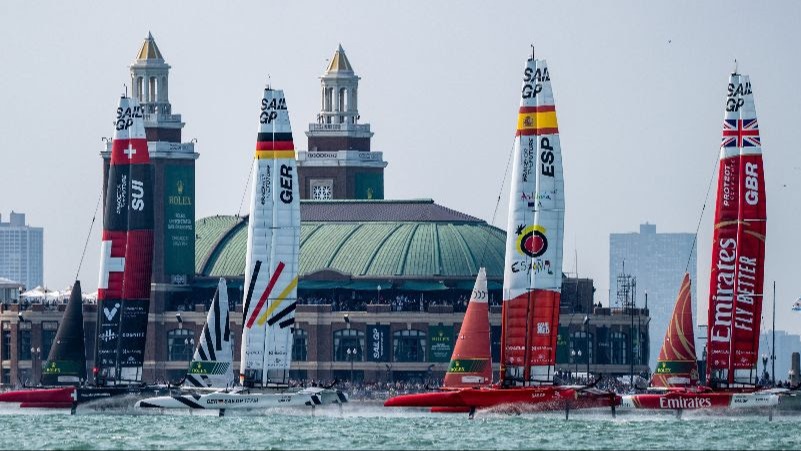 Season 4 // United States Sail Grand Prix Chicago // Spain, GBR, GER and SUI in front of navy pier