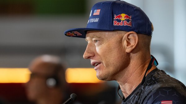  Spithill: “We’re very close to cracking into the super Sunday Final”