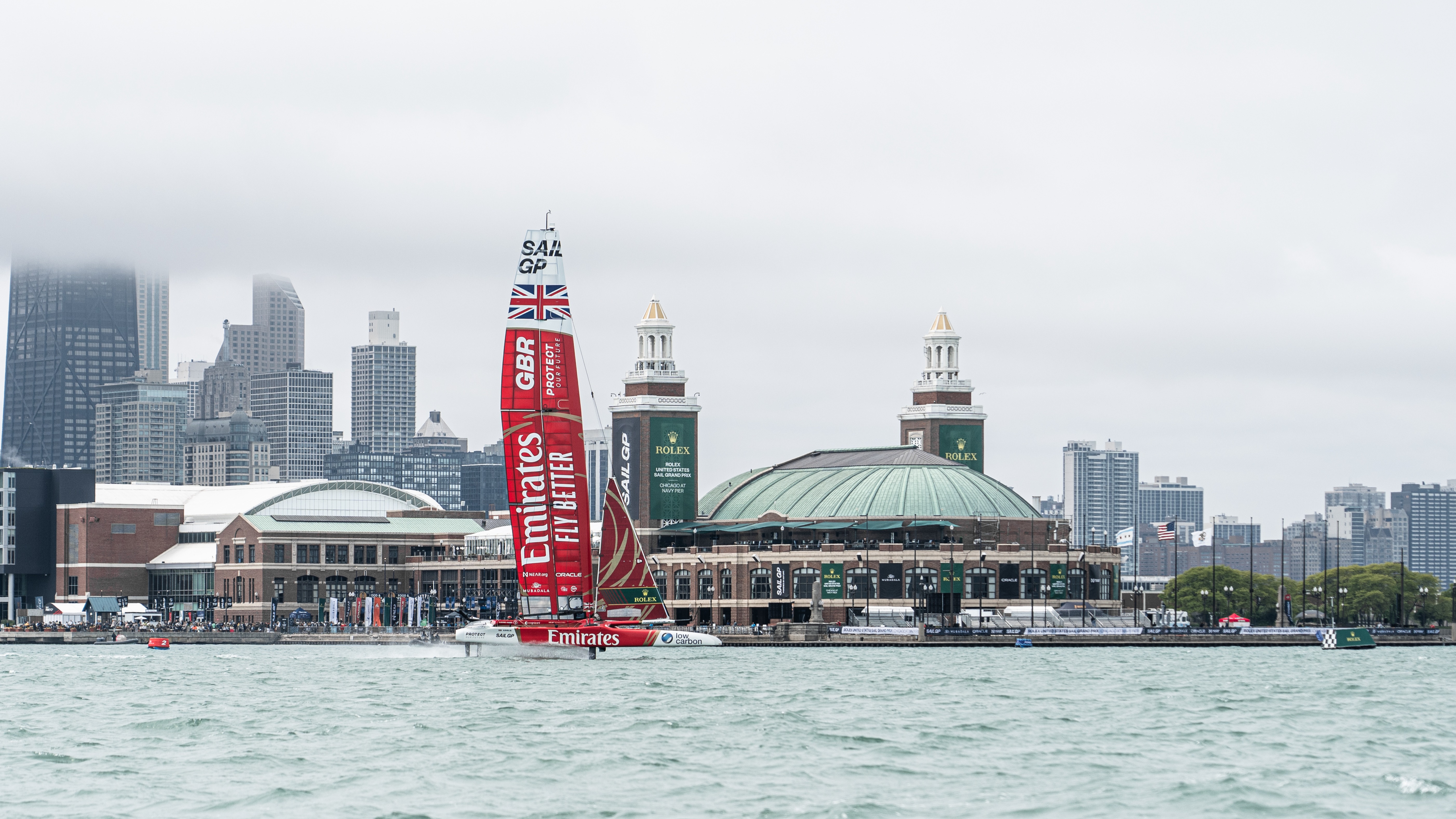 Season 4 // Emirates GBR // British F50 with Navy Pier on day one in Chicago 