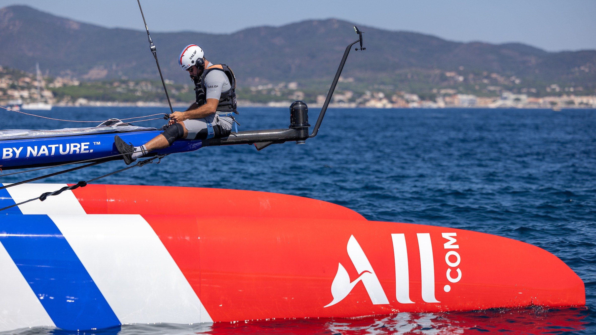 Season 4 // France crew member prepares F50 for racing in Saint-Tropez