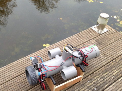 Submersible drone, powered by Pi