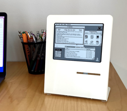 SystemSix: a modern homage to Macintosh computers