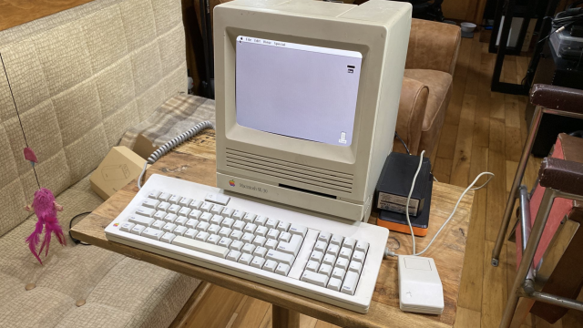 Raspberry Pi revives a Macintosh SE/30 shell
