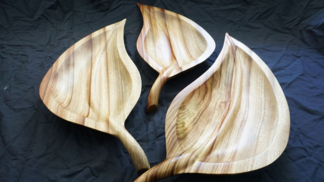 Carving Leaf Bowls