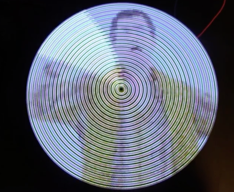  When the arm is spun rapidly, the LEDs are blinked rapidly in a pattern