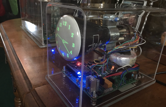 Mini Oscilloscope Clock DG7-6 Cathode Ray Tube 3”