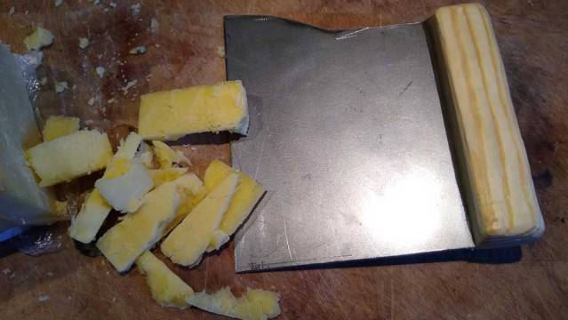 Making a Cheese Knife