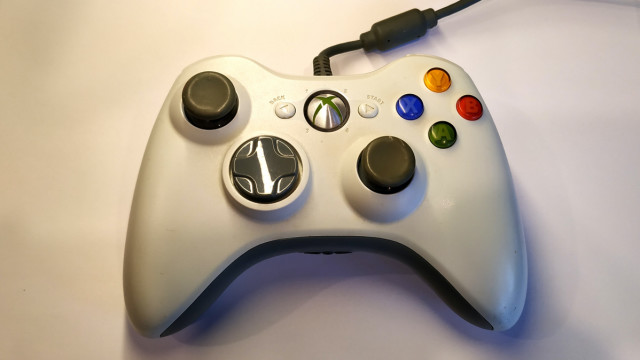 Can we hack an Xbox 360 controller?