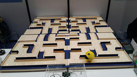 Robot Pac-Man with Raspberry Pi