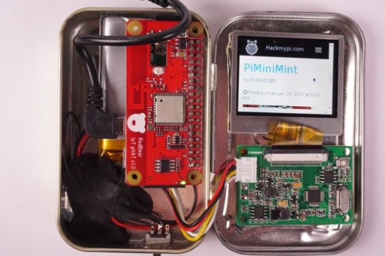 PiMiniMint: A fully functioning computer and display crammed into a mints tin