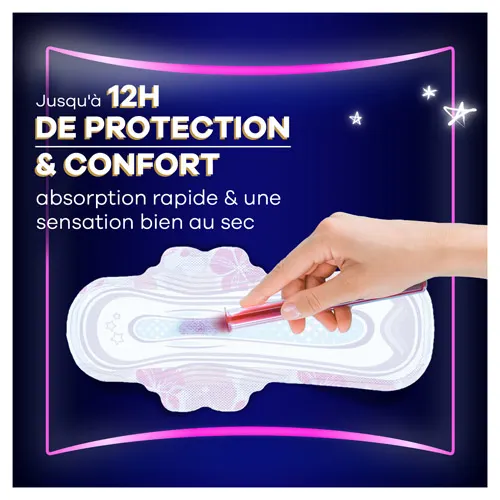 Main versant du liquide d'un tube sur la serviette et texte "Jusqu’à 12h de protection & confort".