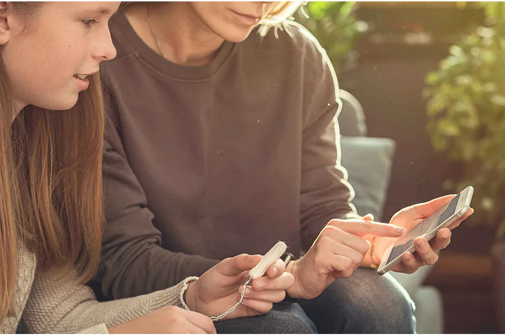 Girl and mom discussing