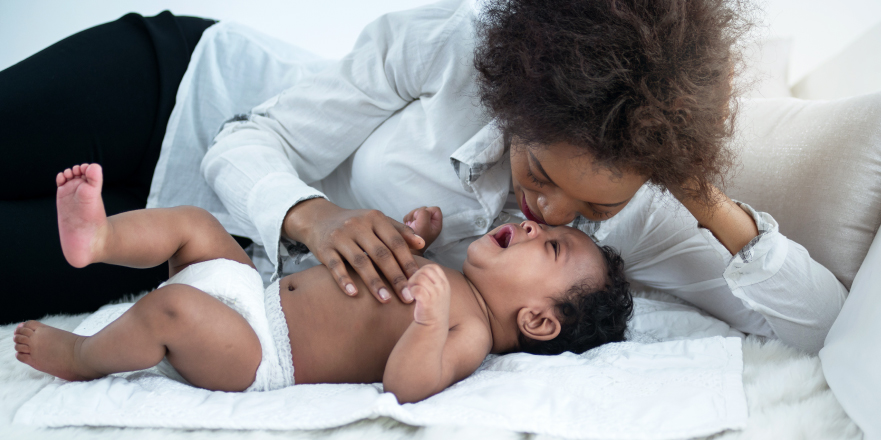 Cómo estimular a un bebé de 0 a 3 meses? - Dr Brown's