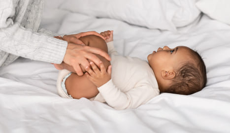 posiciones-para-sacar-los-gases-de-tu-bebe-previsualizacion