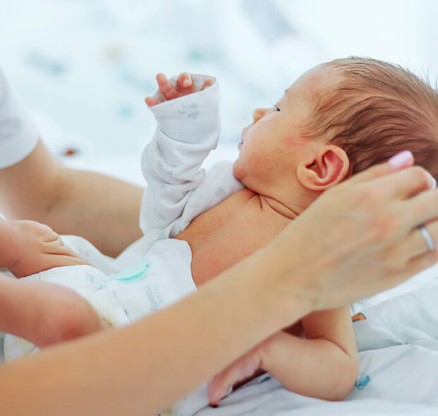 Como-cuidar-a-un-recien-nacido-desktop