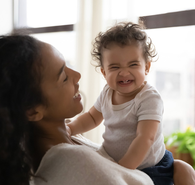EC-sintomas-cuando-salen-los-dientes-a-bebes-desktop