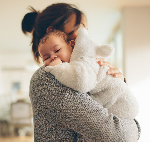 pqn-sacarle-gases-a-tu-bebe-recien-nacido-colombia-desktop