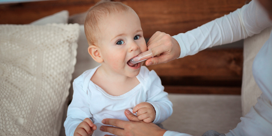 EC-sintomas-cuando-salen-los-dientes-a-bebes-interna02
