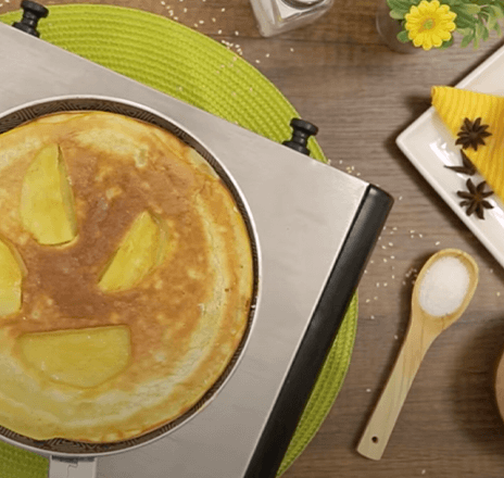 Tortilla de manzana para el desayuno interna