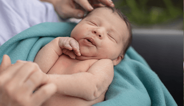 ¿Qué son los reflejos en un recién nacido?